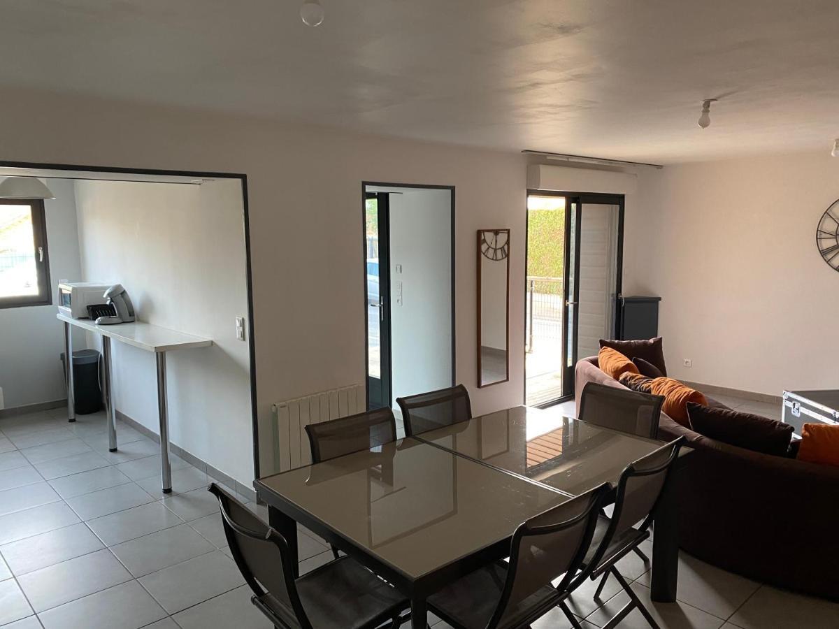 Logement Calme A La Campagne Villa Thennes Bagian luar foto
